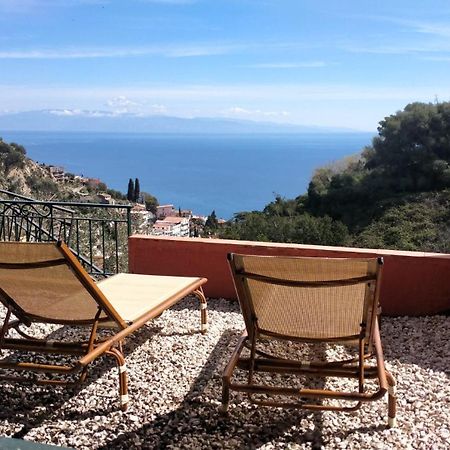 Villa Vittorio - Splendid Panoramic Sea View Terrace Taormina Kültér fotó