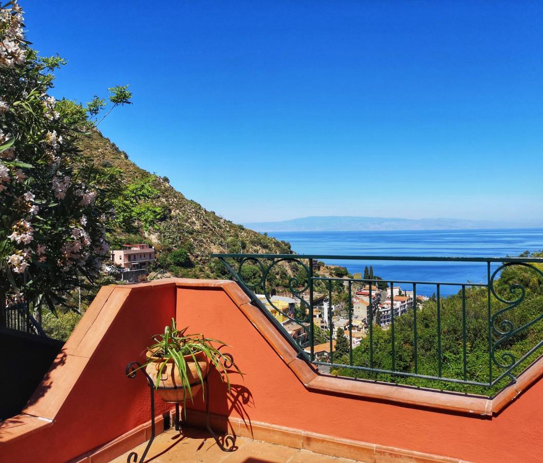 Villa Vittorio - Splendid Panoramic Sea View Terrace Taormina Kültér fotó